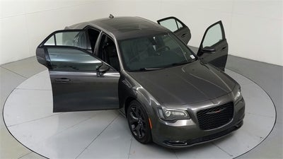 2022 Chrysler 300 S